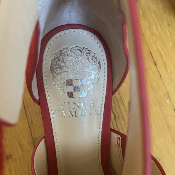 Brand new red Vince Camuto shoes - Picture 3 of 5